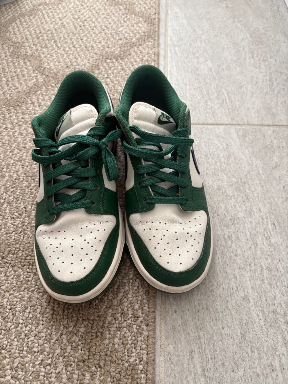 NIKE DUNK